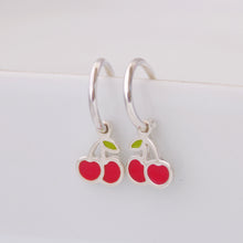 Cargar imagen en el visor de la galería, Argollas con dije mini