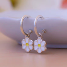 Cargar imagen en el visor de la galería, Argollas con dije mini