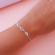 Cargar imagen en el visor de la galería, Pulsera personalizada con dije pequeño