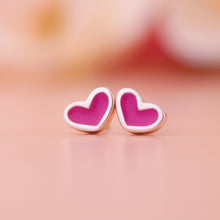 Cargar imagen en el visor de la galería, Zarcillos mini corazón