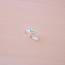 Cargar imagen en el visor de la galería, Anillo corazón