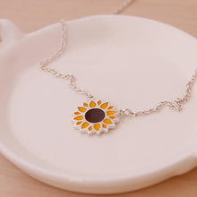 Cargar imagen en el visor de la galería, Collar girasol
