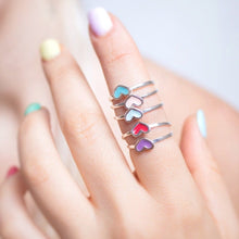 Cargar imagen en el visor de la galería, Anillo corazón
